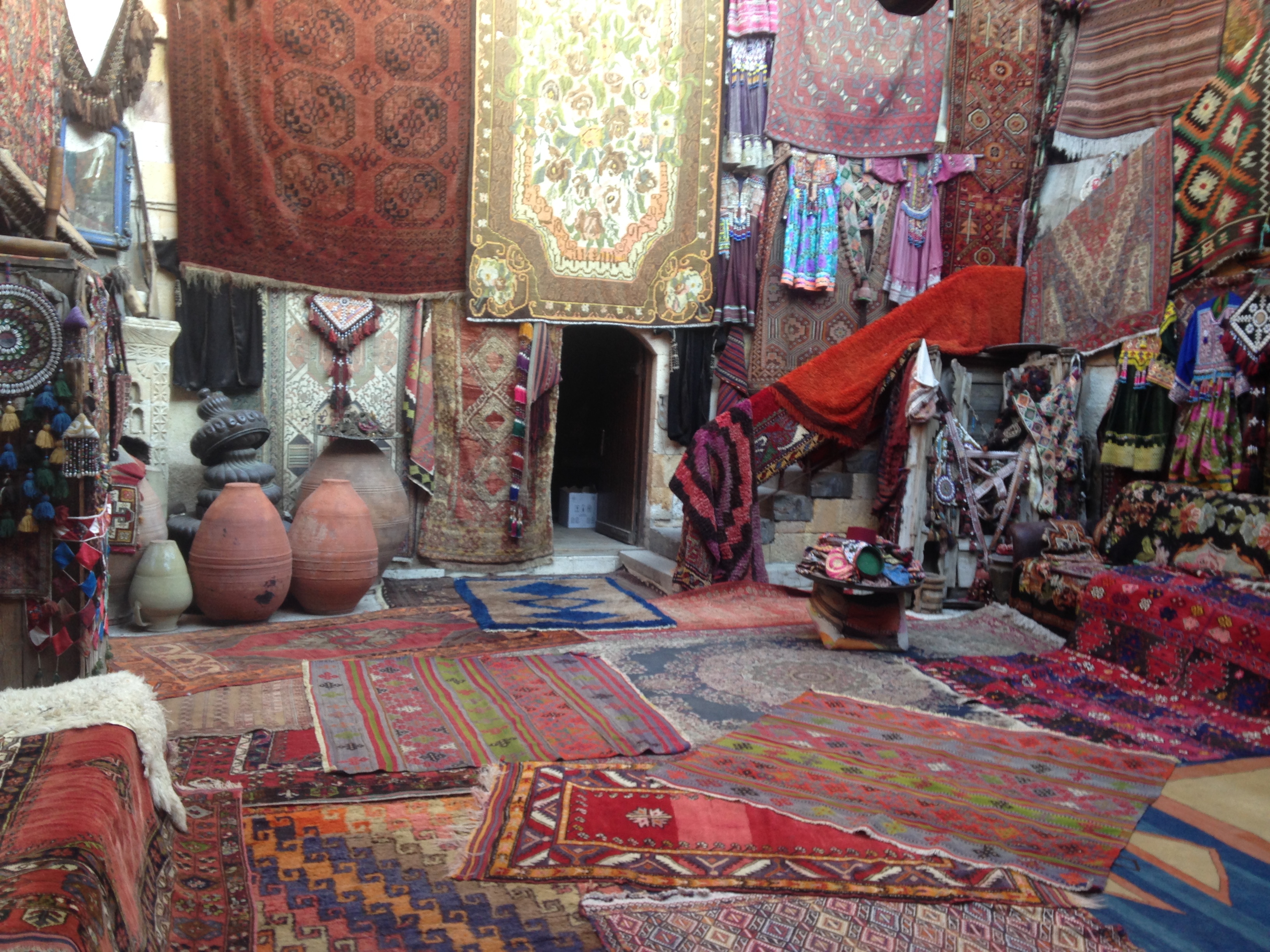 carpet arrangement in goreme